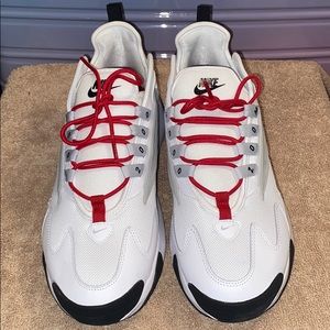 Nike Womens Zoom 2K Sneakers Whit Pure Platnum Red